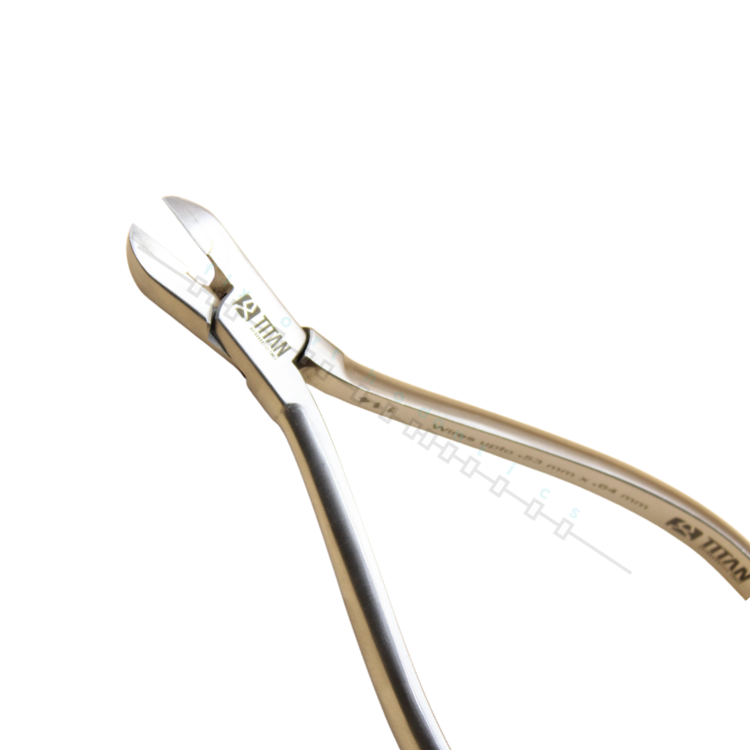 ALICATE CORTE DE ALAMBRE DURO TITAN